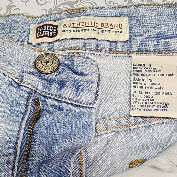 Faded Glory Authentic Brand Distressed Light denim short (4) - Picture 4 of 4